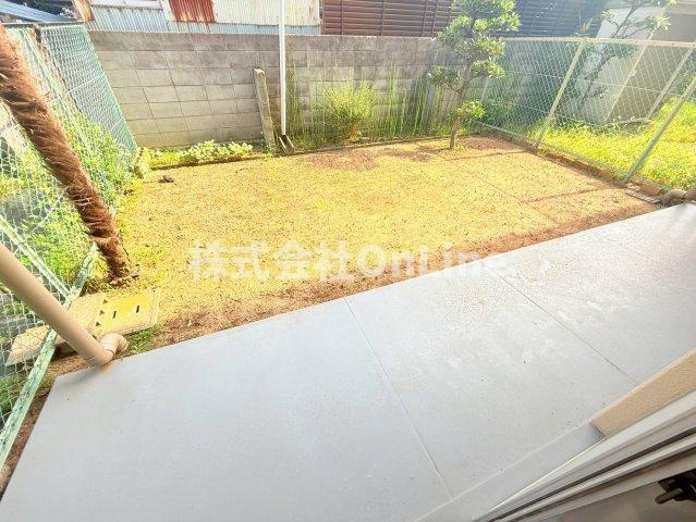 八尾市中田２丁目の賃貸マンションのバルコニー