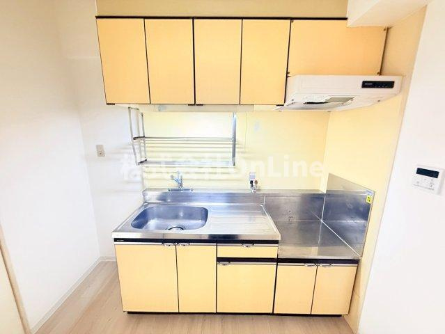 八尾市中田２丁目の賃貸マンションのキッチン