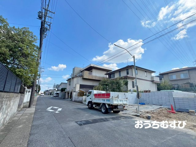 名東区猪高台1期(全3棟)の前面道路含む現地写真