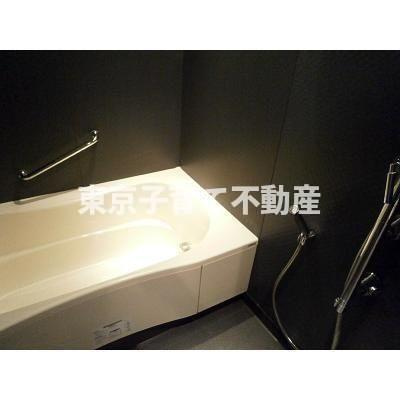 パークキューブ春日安藤坂の浴室