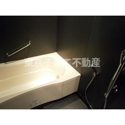 パークキューブ春日安藤坂の浴室