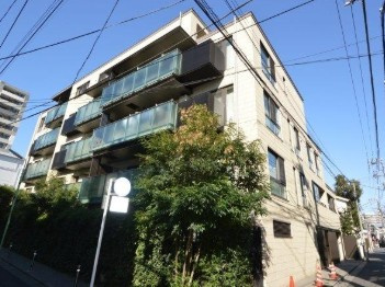 【外観】 | アトラス西荻窪レジデンス | 鉄筋コンクリート造のがっちりとした建物。