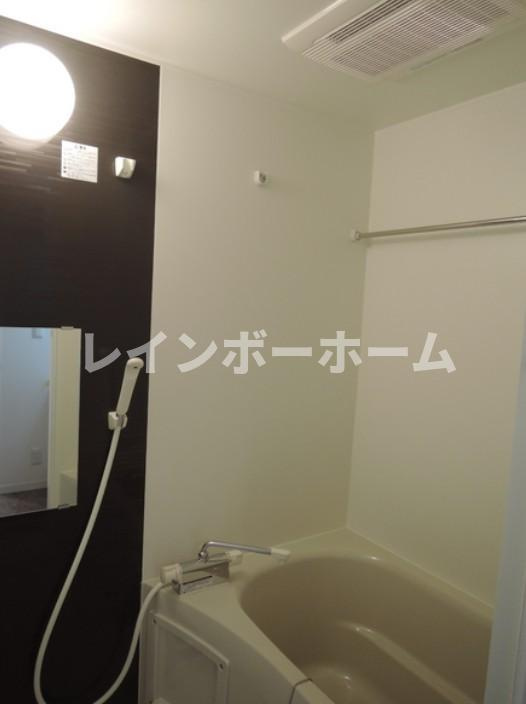 スコルピオーネの浴室