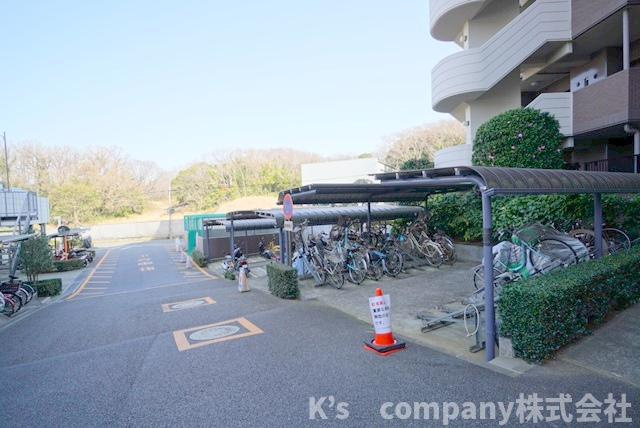 茅ヶ崎市甘沼　オクトス湘南茅ヶ崎ヴィスタヒルの駐輪場|駐輪スペース◇