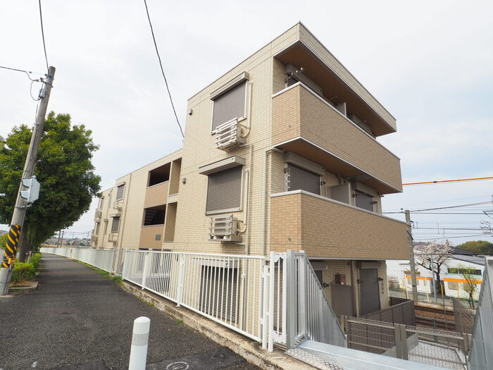 コンフォート新治の外観|外観