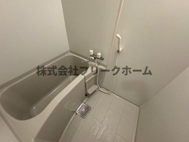 世田谷区代田２丁目の賃貸マンションの浴室