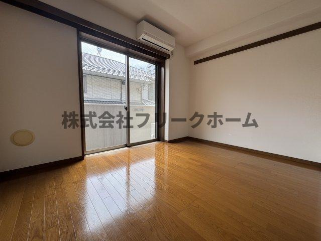 世田谷区代田２丁目の賃貸マンションの居間・リビング