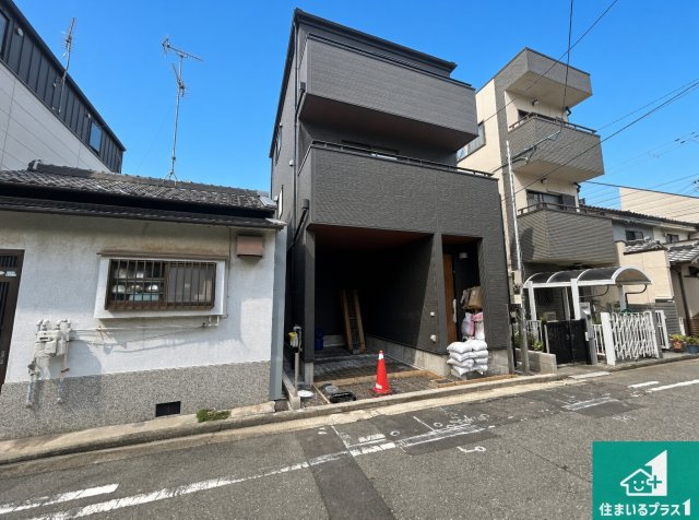堺市堺区六条通　新築一戸建ての外観|現在建築中！落ち着いた街並みで新生活を始めることが出来そう！周辺の物件も併せてご紹介させて頂きます！