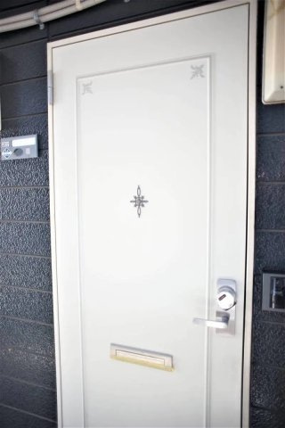 エクセル東松山の玄関