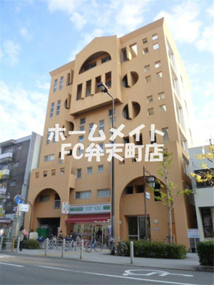 【外観】 | ハーバーハウス大阪 | 外観は落ち着いています