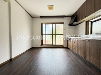 【居間・リビング】 | 永田山王台戸建
