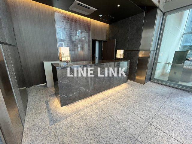 ローレルタワー堺筋本町のロビー