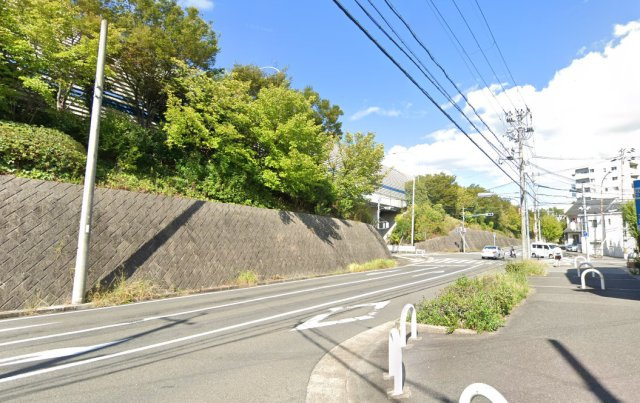 高槻市緑が丘１丁目の賃貸マンションの周辺