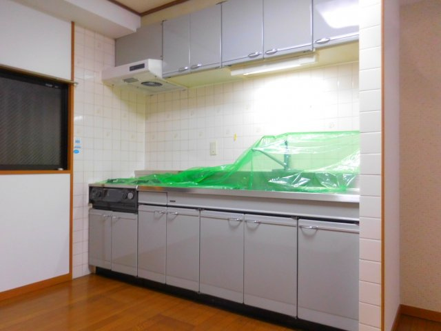 高槻市緑が丘１丁目の賃貸マンションのキッチン