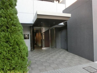 【エントランス】