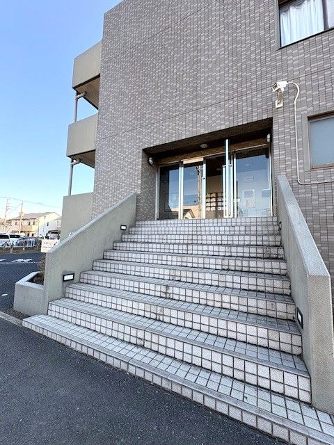 プレステージヤツのエントランス