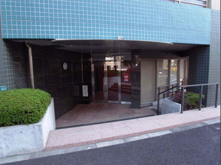 ＴＨＥパームス南大塚のエントランス