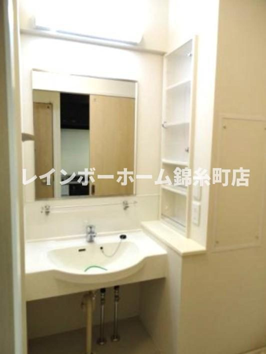 ソレイユＥＡＳＴの独立洗面台