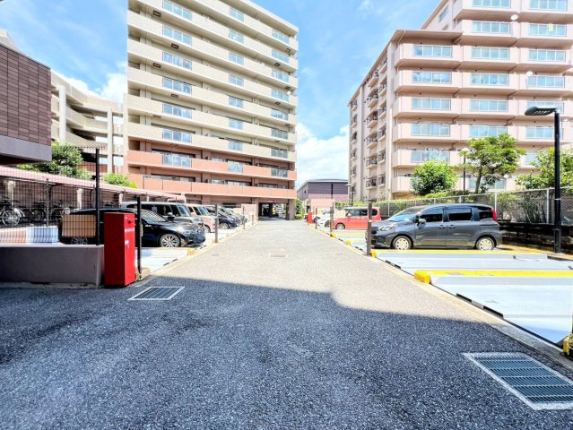 モンセーヌ西宮鳴尾の駐車場|駐車場