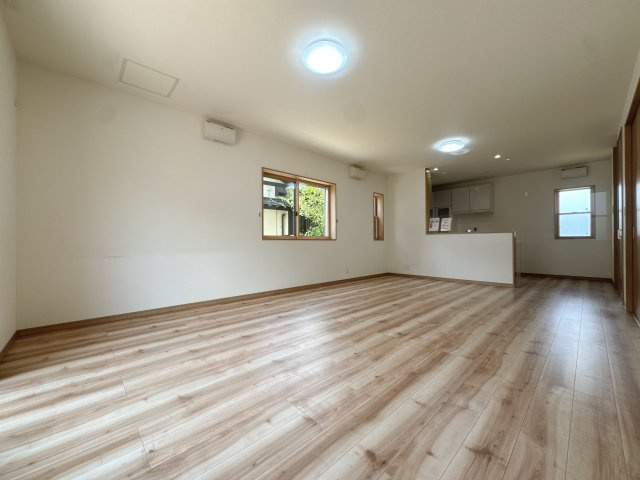 【居間・リビング】 | 早良区東入部１丁目 　中古一戸建☆仲介手数料無料☆