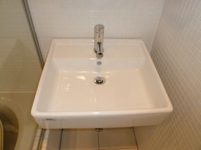 ＣＡＳＡ　ＲＡＦＦＩＮＡＴＡの洗面所