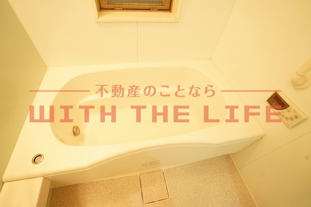 アーサー六ツ門プレミアムタワー【キャッシュバック対象】の浴室|コンパクトで使いやすいお風呂です