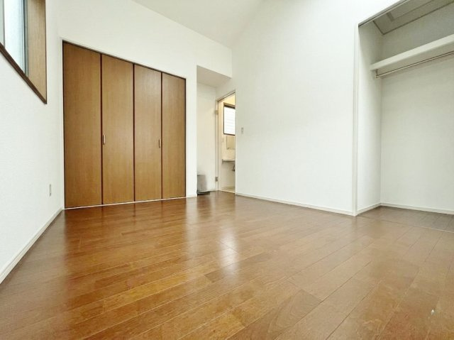 板橋区泉町|3階6.0帖洋室