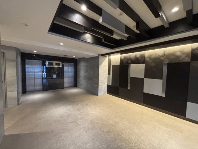 プレサンス今池駅前フェルディノのロビー