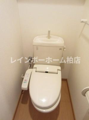 【仲介手数料：50％OFF】対象物件！のトイレ|※別部屋反転タイプ写真。