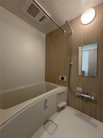 GROOM泗水Bの浴室