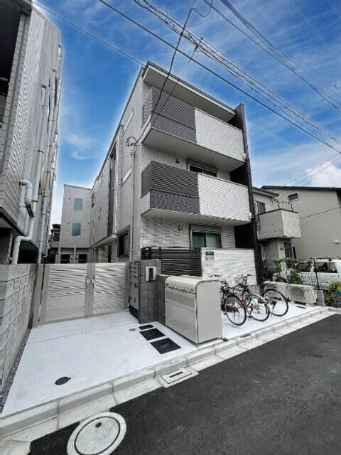 リライズ西日暮里の外観