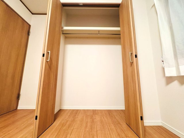 【収納】 | 板橋区三園1丁目　中古一戸建住宅　（成増店） | クローゼットがあり収納量も豊富です