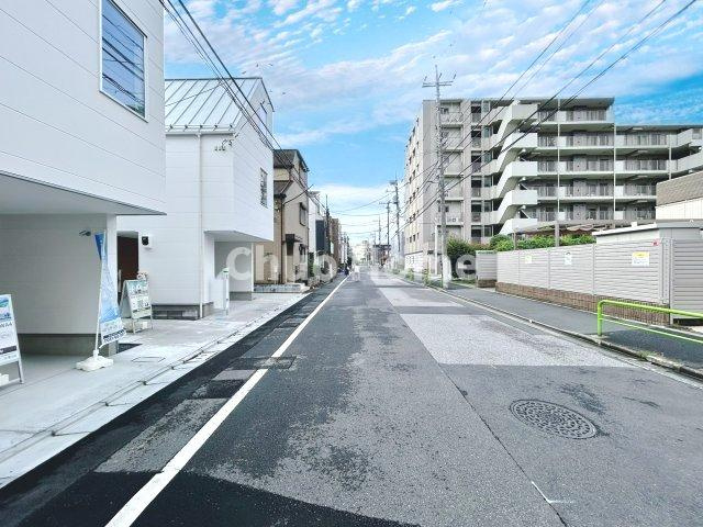 葛飾区西新小岩4丁目新築分譲住宅の前面道路含む現地写真|全面道路
