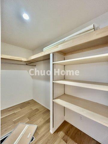 葛飾区西新小岩4丁目新築分譲住宅の収納|ウォークインクローゼット