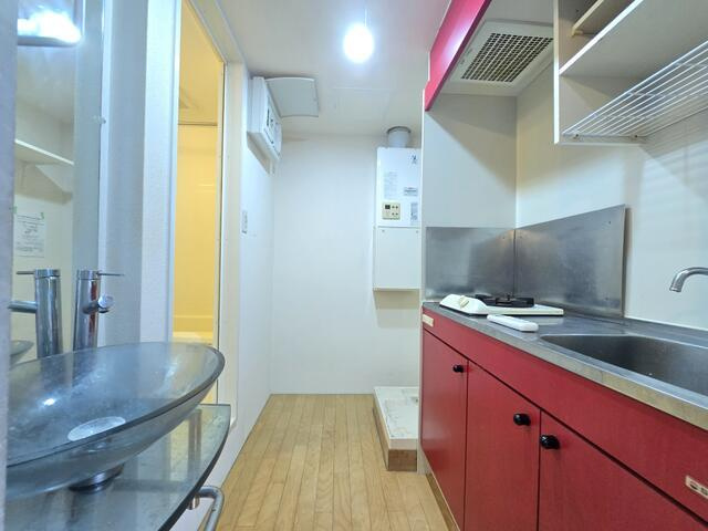 ＭＯＤＵＬＯＲ中野新橋ＷＥＳＴのキッチン|コンパクトなキッチンで掃除もラクラク