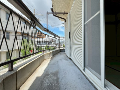 【バルコニー】 | 豊中市曽根南町2丁目貸家