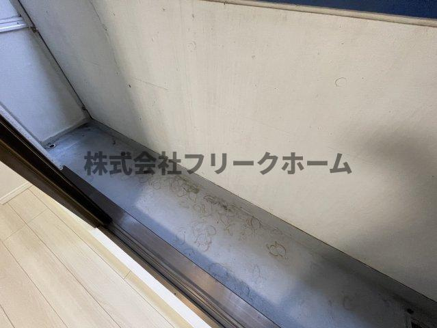 小金井市中町２丁目の賃貸マンションのバルコニー