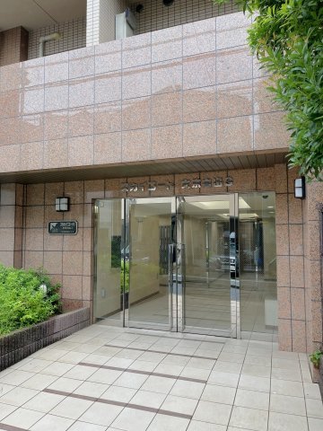 【エントランス】