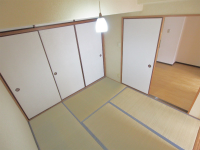 空城コーポの和室