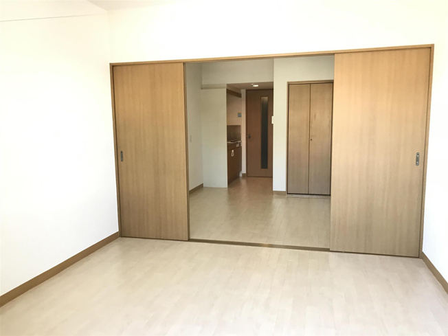 【洋室】メイテラッセ中島丁