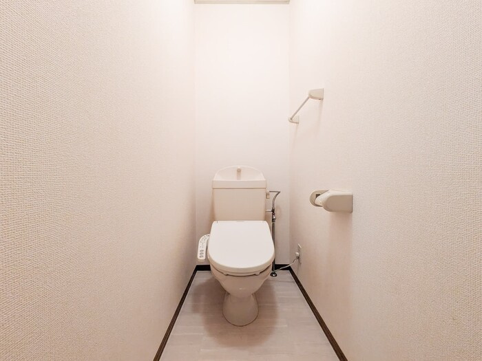 クローバーズヒル Ｂのトイレ|トイレ 温水洗浄便座