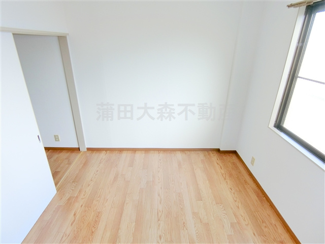 ハイツレイメイの居間・リビング