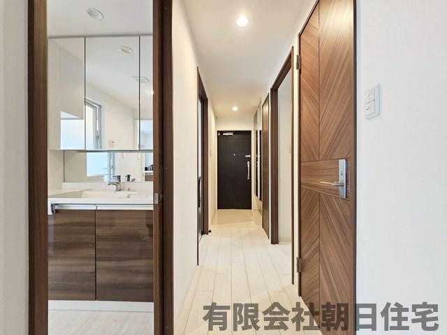 【玄関】 | エクセレンシア学園東 | きれいな玄関です