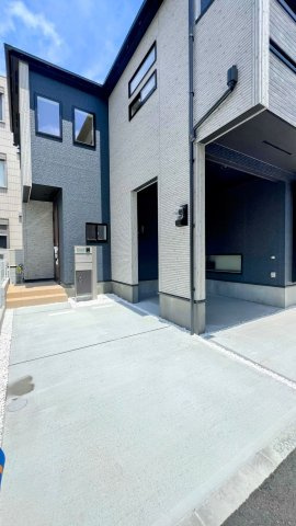浜甲子園2丁目の駐車場