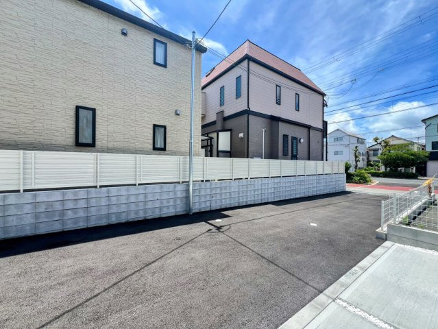 浜甲子園2丁目の前面道路含む現地写真