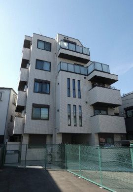 コルザの外観