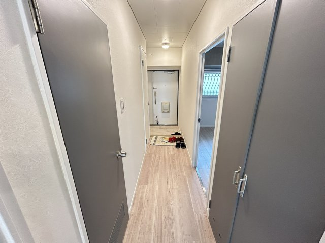 【玄関】 | 日商岩井香櫨園マンション２号棟 | ゆったりとした玄関です