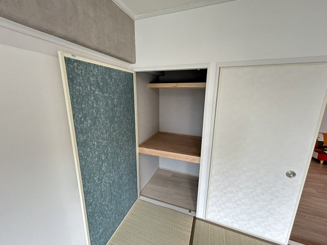 【収納】 | 日商岩井香櫨園マンション２号棟 | ちょっとした収納スペースも充実しています