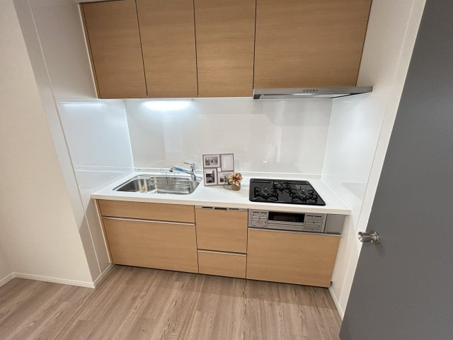 【キッチン】 | 日商岩井香櫨園マンション２号棟 | コンパクトなキッチンで掃除もラクラク
