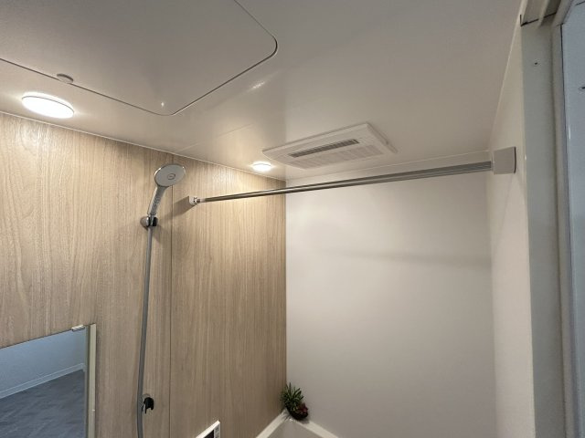【浴室】 | 日商岩井香櫨園マンション２号棟 | お風呂で日々の疲れを落としましょう